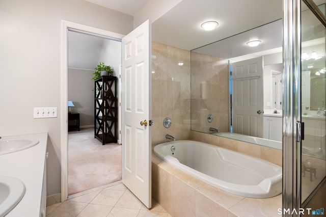 180 Turn Of River Road 11A, Stamford, CT 06905
