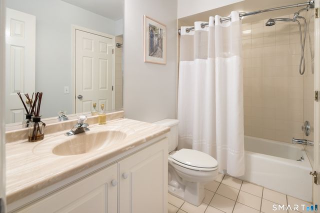 180 Turn Of River Road 11A, Stamford, CT 06905
