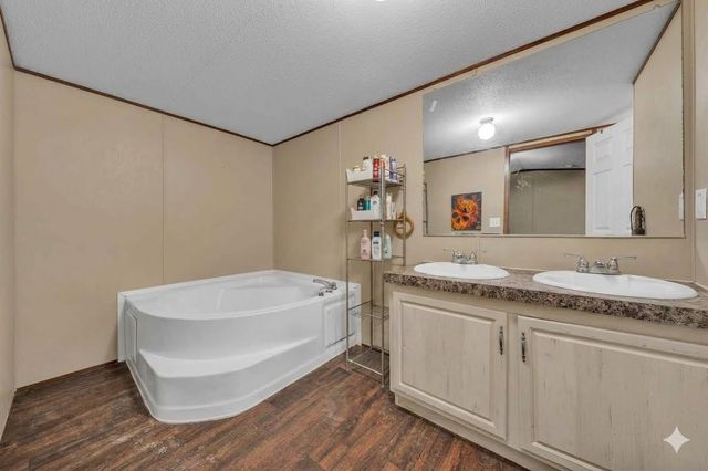 1909 Coral Road, Pelican Bay, TX 76020