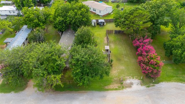1909 Coral Road, Pelican Bay, TX 76020