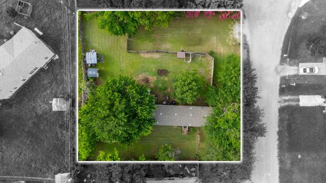 1909 Coral Road, Pelican Bay, TX 76020
