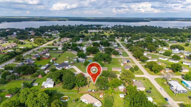 1909 Coral Road, Pelican Bay, TX 76020