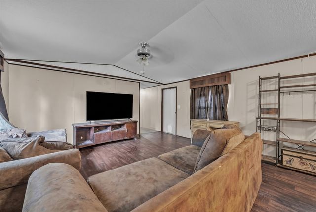 1909 Coral Road, Pelican Bay, TX 76020