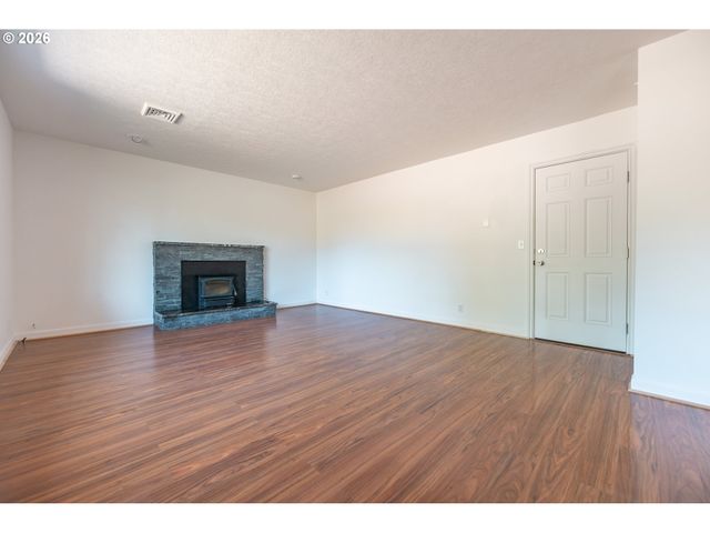 3759 KEELER Ave, Eugene, OR 97401