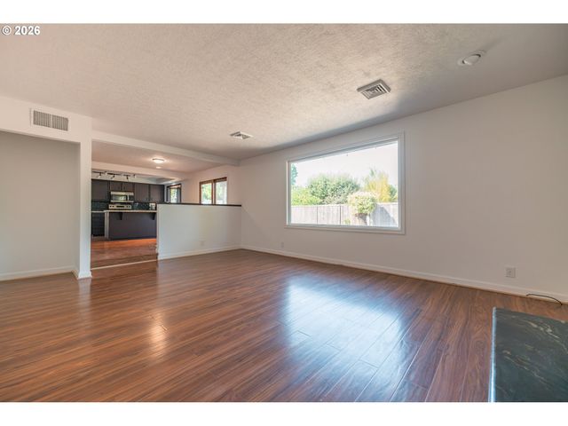 3759 KEELER Ave, Eugene, OR 97401