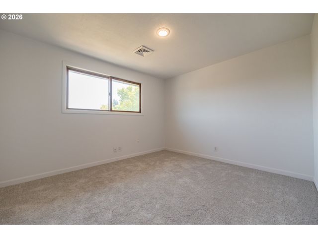 3759 KEELER Ave, Eugene, OR 97401