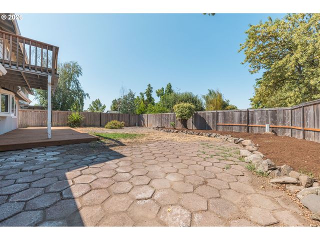3759 KEELER Ave, Eugene, OR 97401