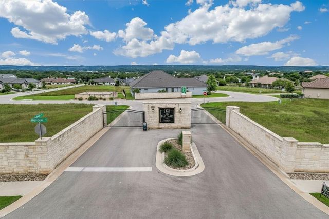 1929 Art Adams WAY, Spicewood, TX 78669