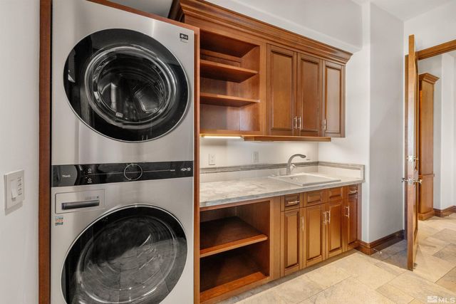 12360 High Vista Drive, Reno, NV 89511