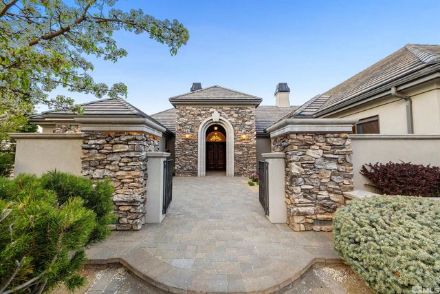 12360 High Vista Drive, Reno, NV 89511