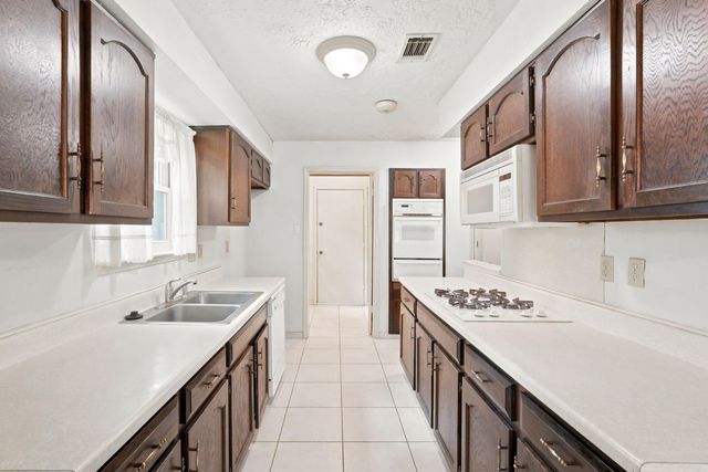 9607 Dornoch Drive, Spring, TX 77379