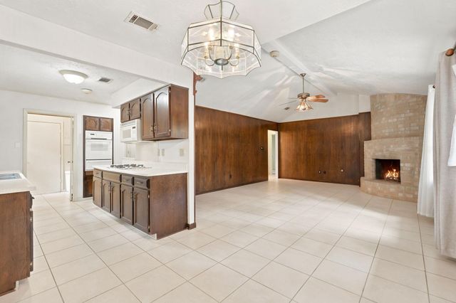 9607 Dornoch Drive, Spring, TX 77379