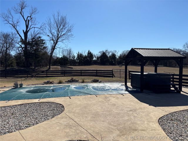 503 Forest Lane Road, Ardmore, OK 73401