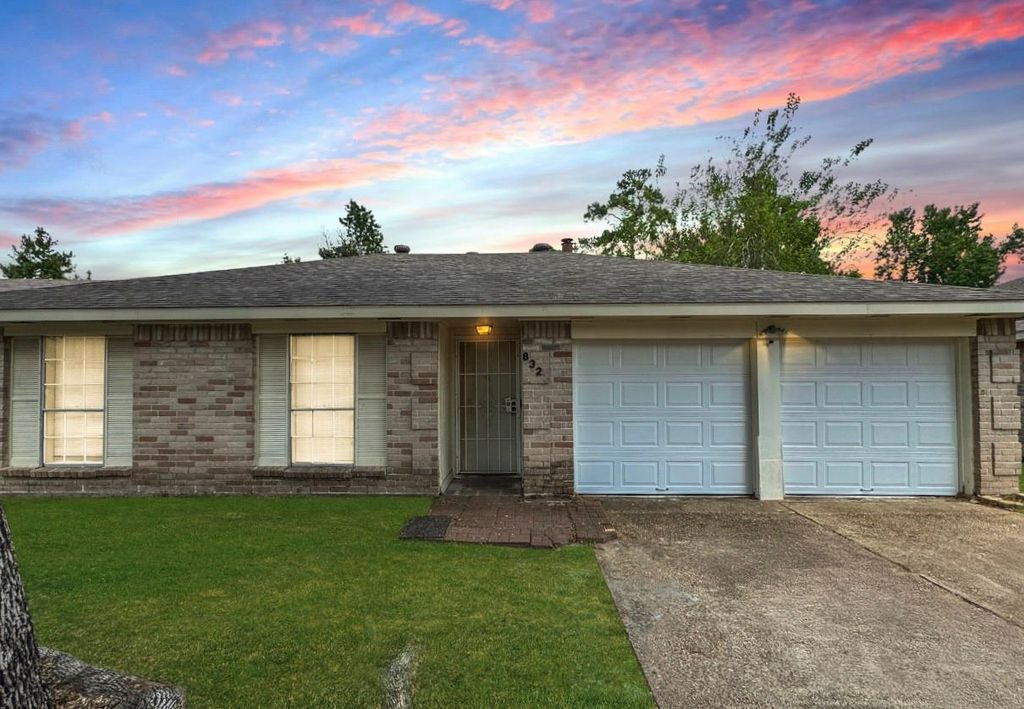 8323 Buckeye Glen Lane, Humble, TX 77338