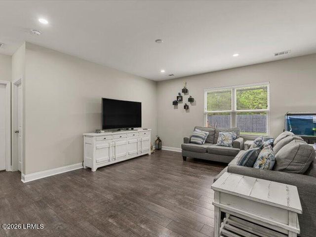 6 Coosawhatchie Way, Beaufort, SC 29906