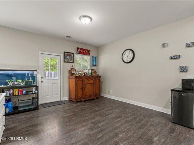 6 Coosawhatchie Way, Beaufort, SC 29906
