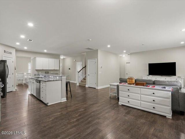 6 Coosawhatchie Way, Beaufort, SC 29906