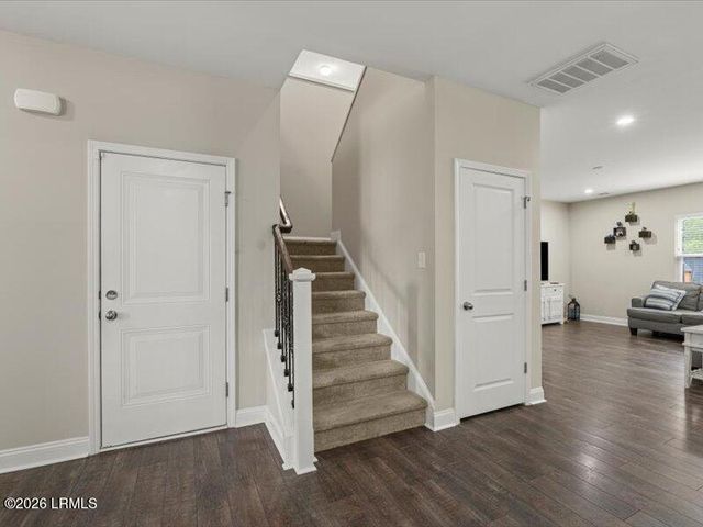 6 Coosawhatchie Way, Beaufort, SC 29906