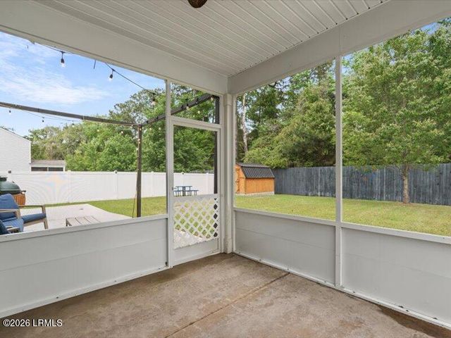 6 Coosawhatchie Way, Beaufort, SC 29906