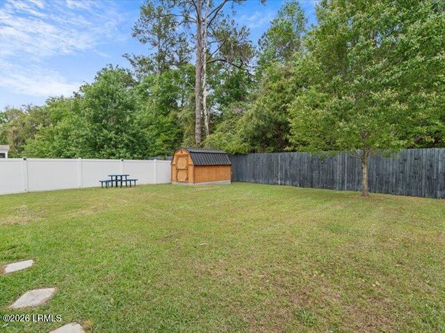 6 Coosawhatchie Way, Beaufort, SC 29906