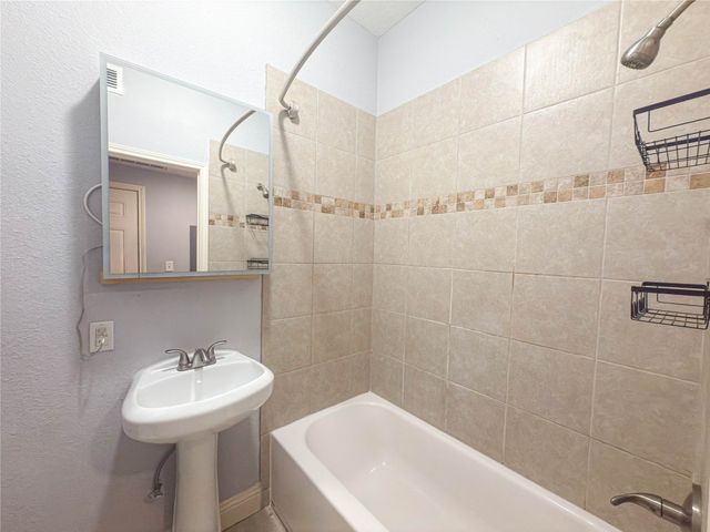 4318 Junius Street 1, Dallas, TX 75246