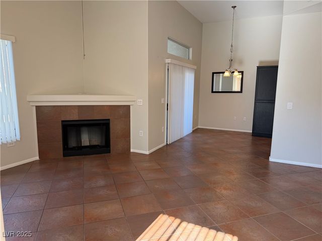 3540 Cactus Shadow Street 201, Las Vegas, NV 89129