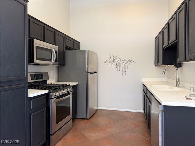 3540 Cactus Shadow Street 201, Las Vegas, NV 89129