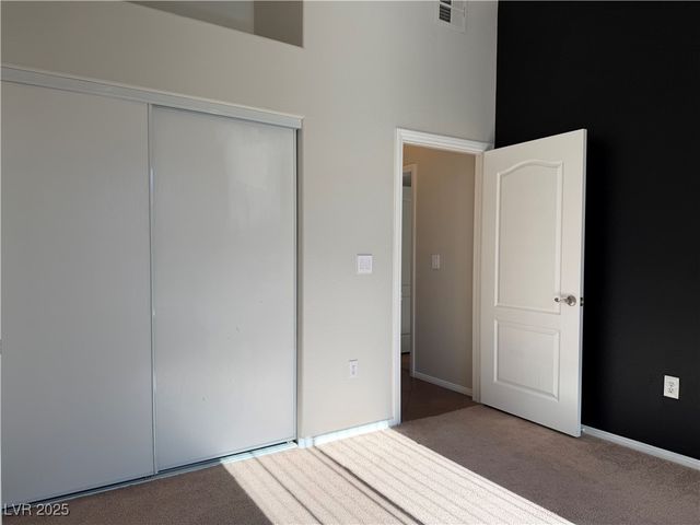 3540 Cactus Shadow Street 201, Las Vegas, NV 89129