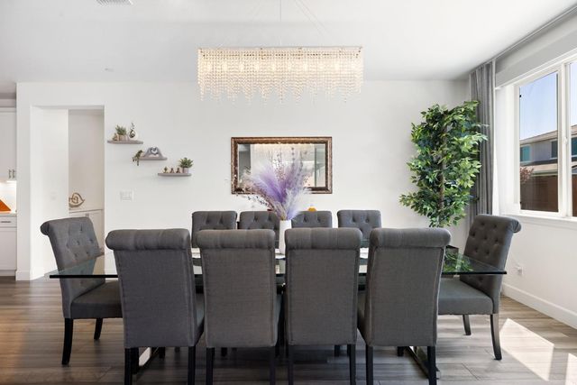 925 Rumba Ct, Roseville, CA 95747