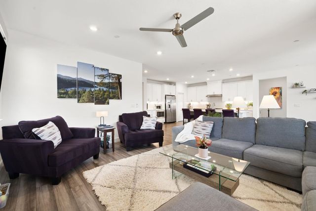 925 Rumba Ct, Roseville, CA 95747