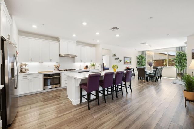 925 Rumba Ct, Roseville, CA 95747