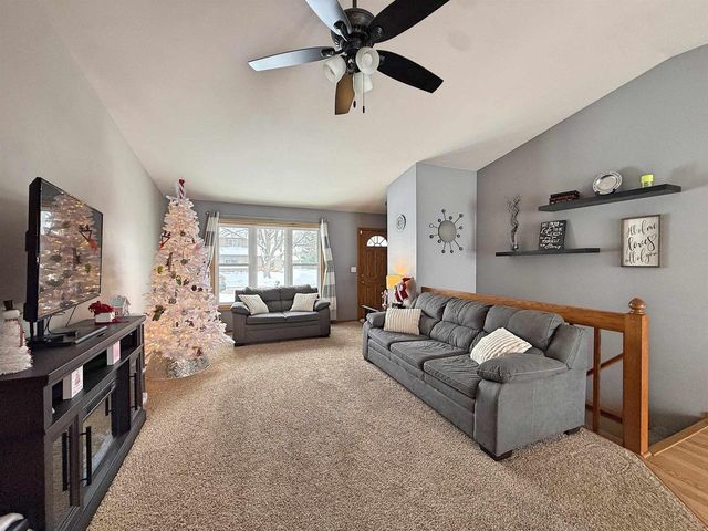 1419 Dayton Drive, Janesville, WI 53546