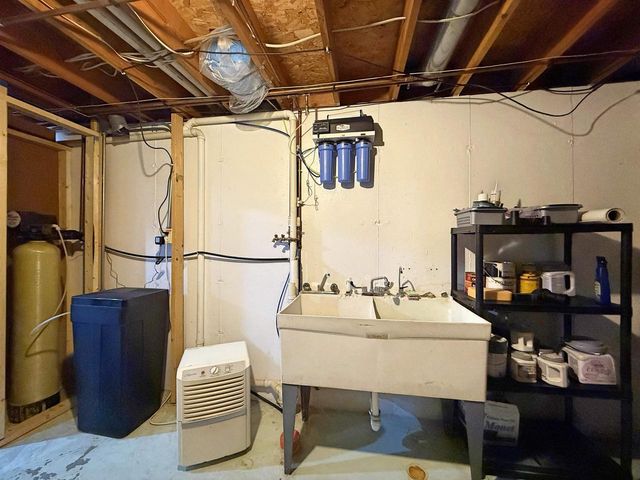 1419 Dayton Drive, Janesville, WI 53546