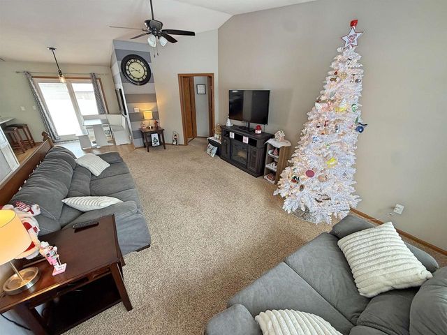 1419 Dayton Drive, Janesville, WI 53546