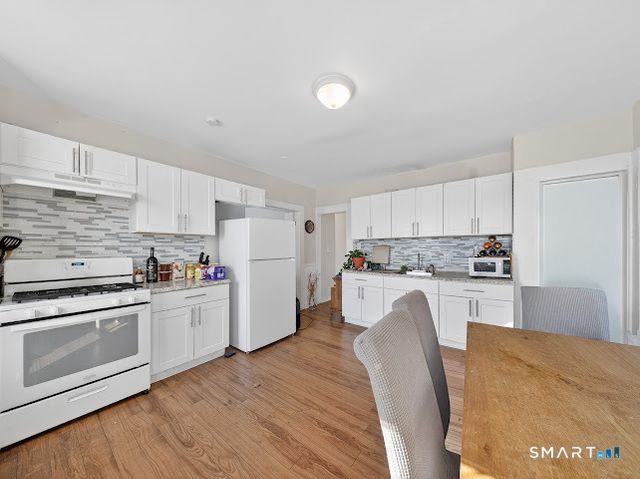 1389 Pembroke Street, Bridgeport, CT 06608