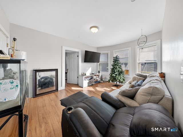 1389 Pembroke Street, Bridgeport, CT 06608