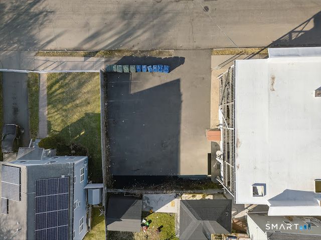 1389 Pembroke Street, Bridgeport, CT 06608