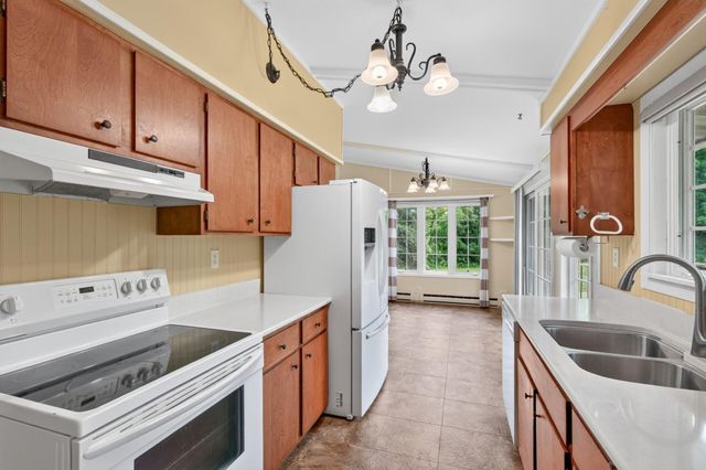25851 Skyline Circle, Elko New Market, MN 55020