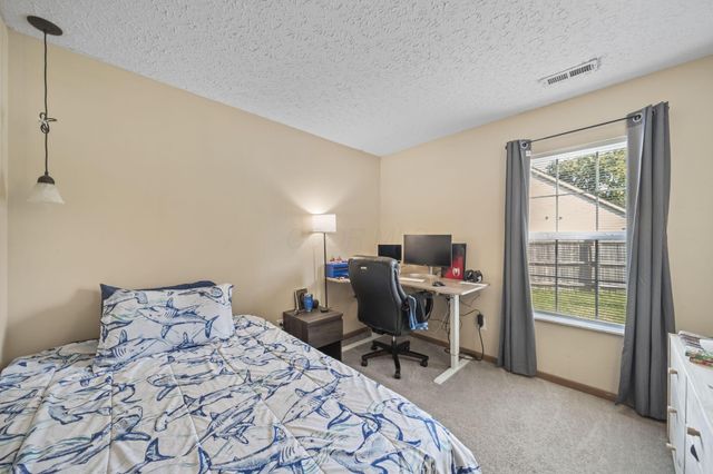 1521 October Ridge Court, Columbus, OH 43223