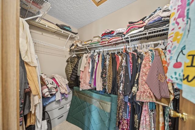 1521 October Ridge Court, Columbus, OH 43223