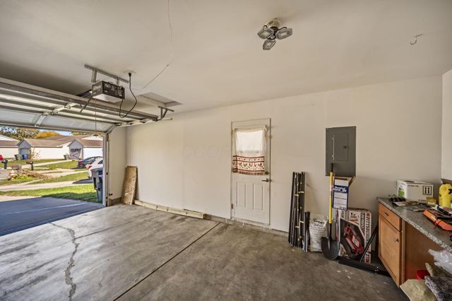 1521 October Ridge Court, Columbus, OH 43223