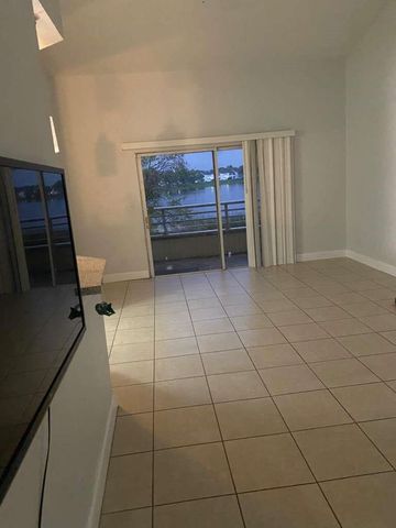 3441 NW 44th St 203, Oakland Park, FL 33309