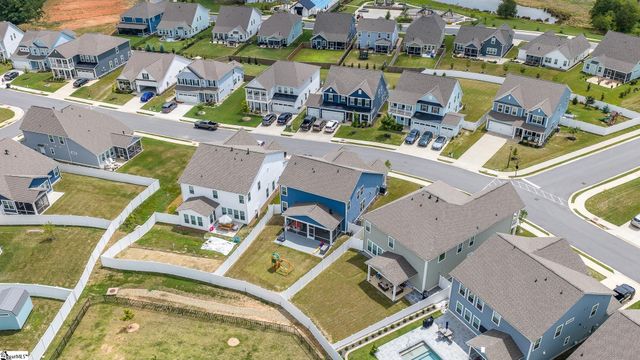 606 Lewes Avenue, Simpsonville, SC 29681