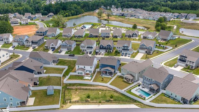606 Lewes Avenue, Simpsonville, SC 29681