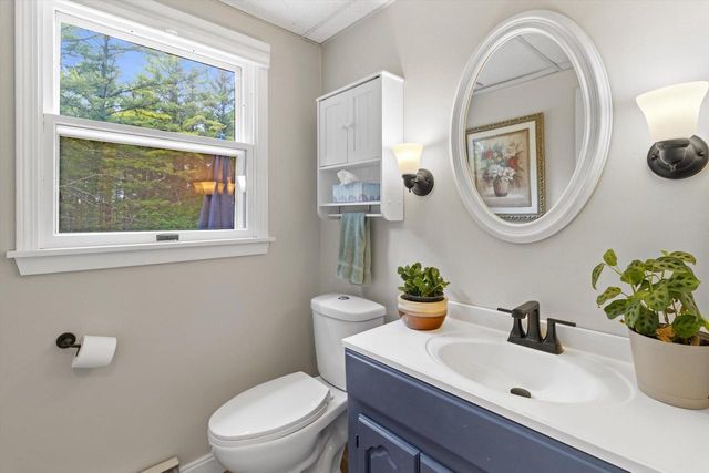 5581 Maple ROAD, West Bend, WI 53095