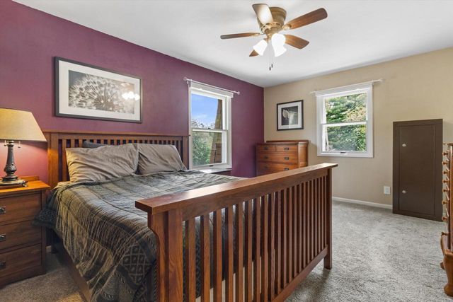 5581 Maple ROAD, West Bend, WI 53095