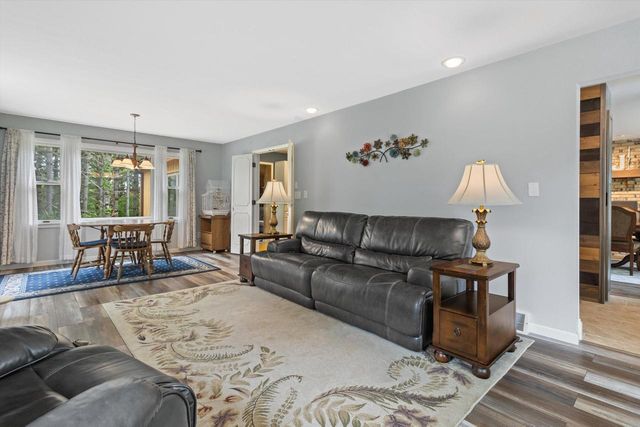 5581 Maple ROAD, West Bend, WI 53095