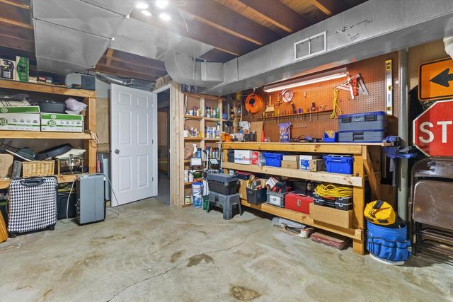 5581 Maple ROAD, West Bend, WI 53095