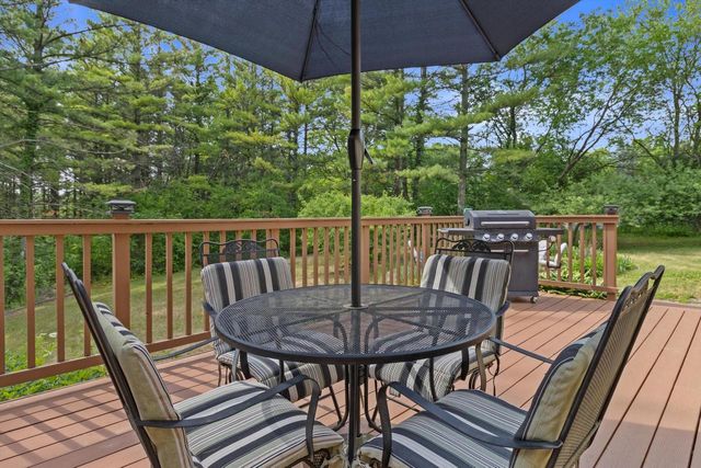 5581 Maple ROAD, West Bend, WI 53095