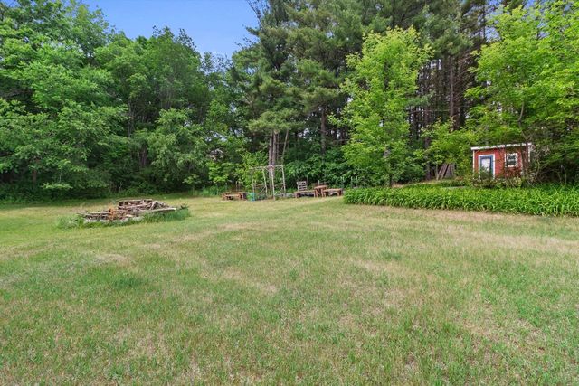 5581 Maple ROAD, West Bend, WI 53095